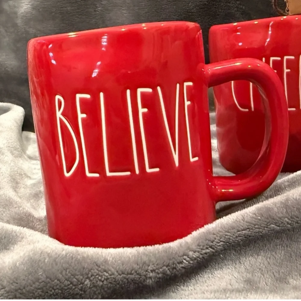 Rae Dunn holiday‎ mug NWOT